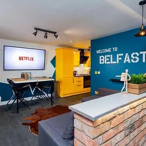 Apartment Funky City - Secure Parking - Wifi - Sleeps 6 - No Parties, Belfast