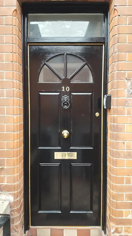 Δωμάτια σε οικογενειακή κατοικία Belfast Town House Διαμέρισμα